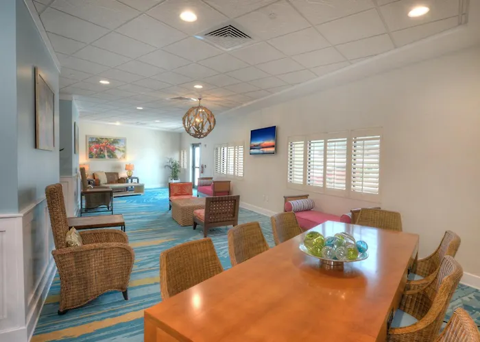 Bahama House - Daytona Beach Shores